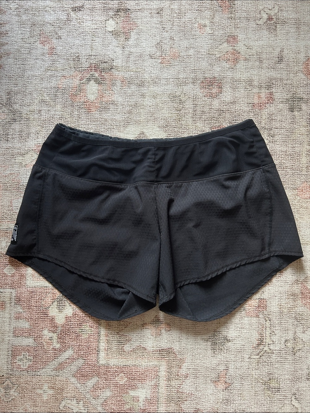 Oiselle Black Toolbelt Roga Shorts